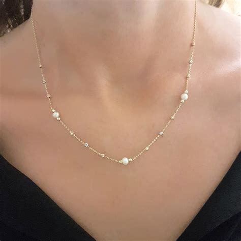 timeless gold necklace